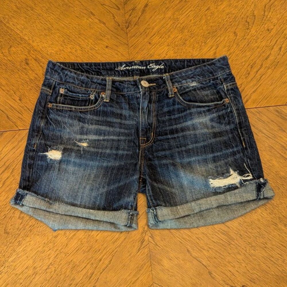 American Eagle Distressed Cuffed Jean Cut-Offs Midi Rise Dark Wash Size 6